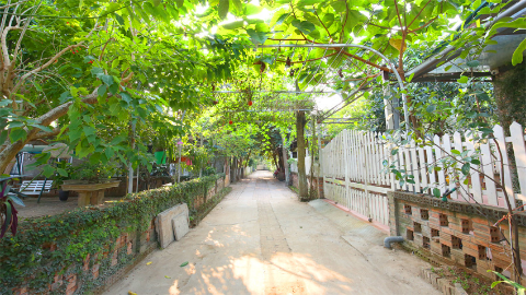 Large courtyard & fully furnished 03 bedroom house for rent in An Duong