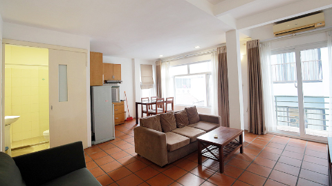 Affordable price 02 bedroom apartment for rent in Tay Ho