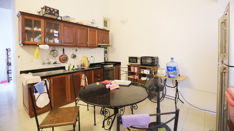 Court Yard 03 bedroom house for rent in Tay Ho