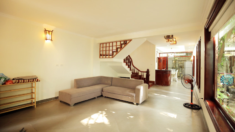 Nice 05 bedroom House in Tay Ho for rent in Tay Ho street