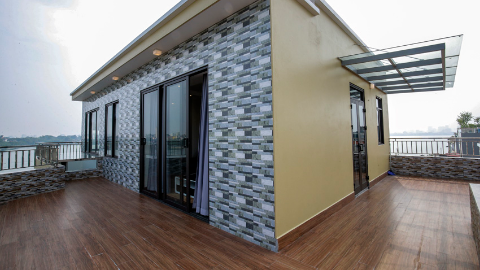 Fantastic lake view 1 bedroom penthouse in Lang Yen Phu , Tay Ho