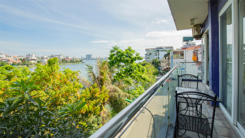 Stunning lakeview & big size 02 bedroom apartment for rent in Tay Ho