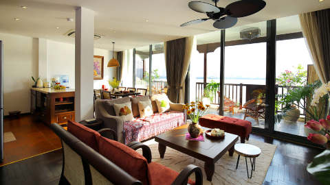 Gorgeous big balcony 2 bedroom apartment in Lang Yen Phu, West Lake