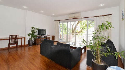Lakeview and amazing 03 bedroom apartment for rent in Truc Bach