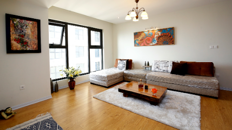 Unique design with 02 bedroom apartment for rent at Dleroi Solei building