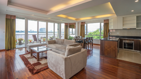 Lake-font magnificent 3 bedroom apartment in Tay ho for rent