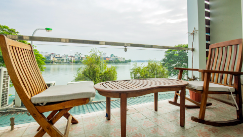 Lakefont elegant 2 bedroom apartment in Quang An, Tay Ho for rent