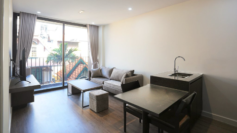 Good light with great furniture 01 bedroom apartment for rent in Tay Ho