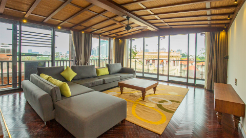 Luxurious and spacious 04 bedroom apartment for rent in Tay Ho, West lake