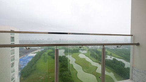 Charming with great view 03 bedroom apartment for rent at L3 Building Ciputra