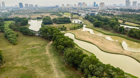 Ciputra Golf view with Good size 03 bedroom and  apartment for rent at L4 Building