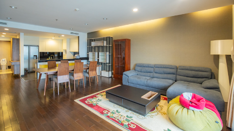 Amazing view 04 bedroom apartment for rent at Lancaster building for rent 