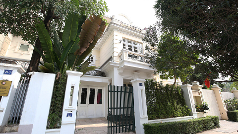 Renovated with green view 05 bedroom house for rent in C Block Ciputra