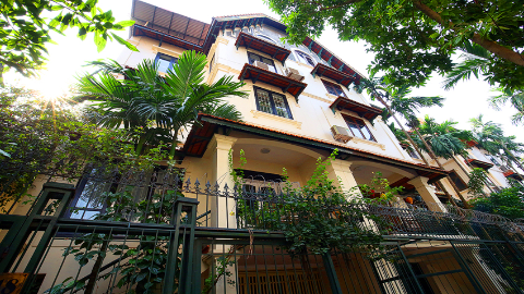 French style with outdoor space 05 bedroom house for rent in Tay Ho, West lake