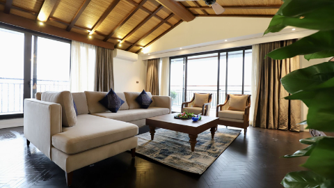 Wonderful lakeview and balcony 03 bedroom apartment for rent in Tay Ho