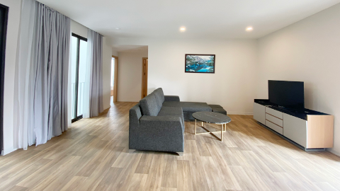 Plenty of daylight with good size 04 bedroom apartment for rent in Tay Ho, West lake