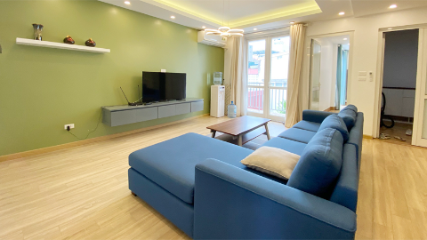 Brandnew with good light 02 bedroom apartment for rent in Tay Ho, Quang An