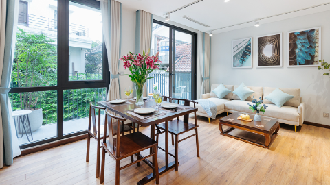 Beautiful quality 2 bedroom apartment in Tu Hoa. Tay Ho for rent