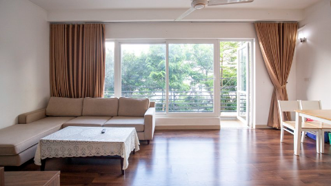 Lake view one bedroom apartment in Tu Hoa, Tay Ho for rent