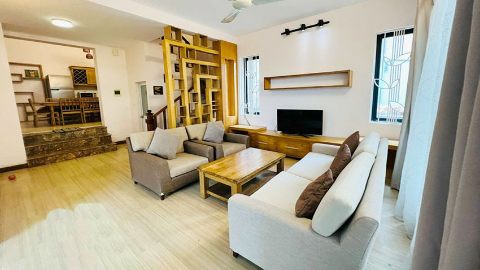 Big terrace with front yard 03 bedroom house for rent in An Duong Vuong Tay Ho