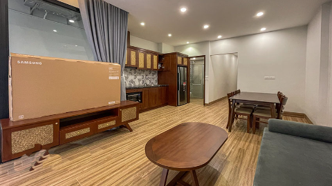 Brandnew with good size 02 bedroom apartment for rent in Tay Ho West lake