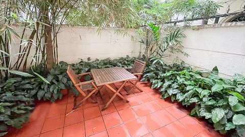 Garden with back yard 02 bedroom apartment for rent in Tay Ho West lake