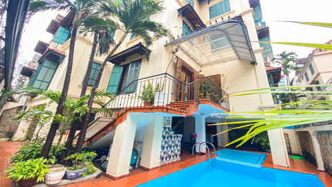 Amazing 5 bedroom villa in To Ngoc Van , Tay Ho with a big outside swimming pool