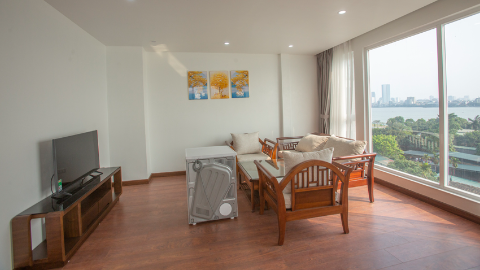 Lake view  spacious 2 bedroom apartment in Xọm Chua, Tay Ho for rent