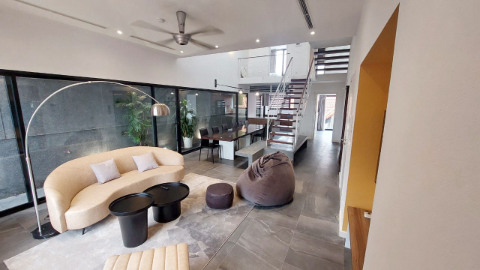 Duplex design with terrace 03 bedroom apartment for rent in Tay Ho West lake