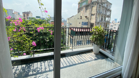 Big balcony with plenty of daylight 02 bedroom apartment for rent in Tay Ho West lake