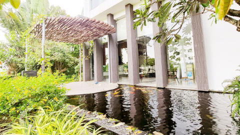 Wonderful garden with outdoor space 05 bedroom house for rent at Q block Ciputra