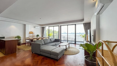 Lakeview with big balcony 03 bedroom apartment for rent in Tay Ho West lake
