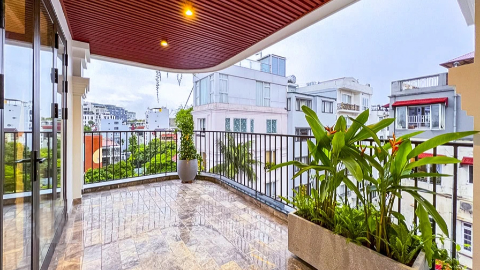 Stunning penthouse with big terrace 04 bedroom apartment for rent in Tay Ho West lake