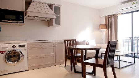Modern 01 bedroom apartment in Westlake Hanoi