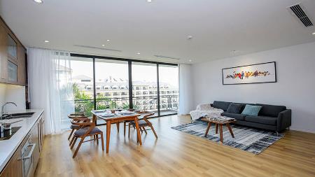 Elegant 02 bedrooms apartment close Sheraton Hanoi Hotel, lake view