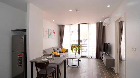 Modern 01 bedroom apartment with balcony for rent in Tay Ho, lots of sunlight