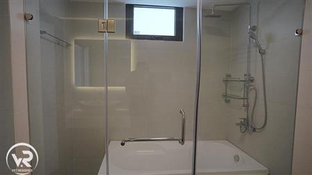 Bathroom with bath tub