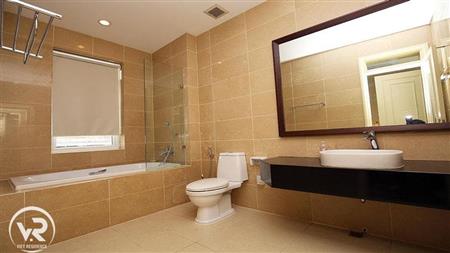 Bathroom 03