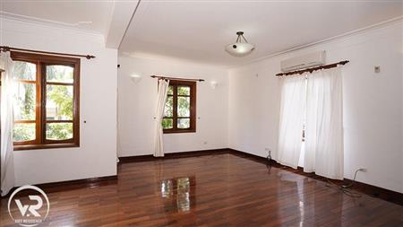 Bedroom 05