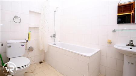 bathroom ensuite bedroom 01