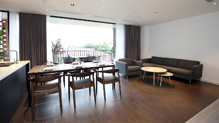 Lake view modern 2 bedroom apartment Tay Ho