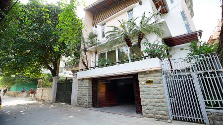 Stylish house with 03 bedroom for rent in Dang Thai Mai, Tay Ho